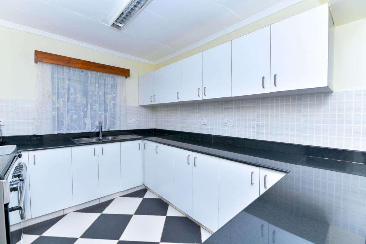 The Premier Suites Nairobi Bagian luar foto